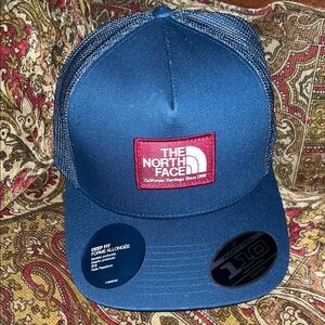 The North Face ‘Midnight Petrol’ W Red & White Logo: Keep it Patched Trucker Hat